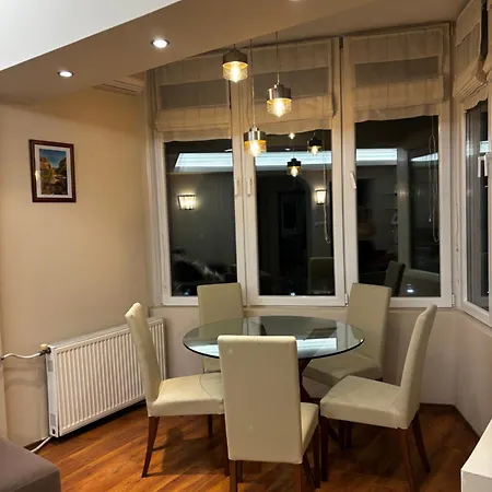 Feels Like 4-city Center