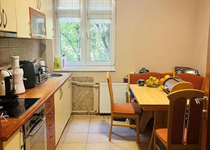 Feels Like 4-city Center